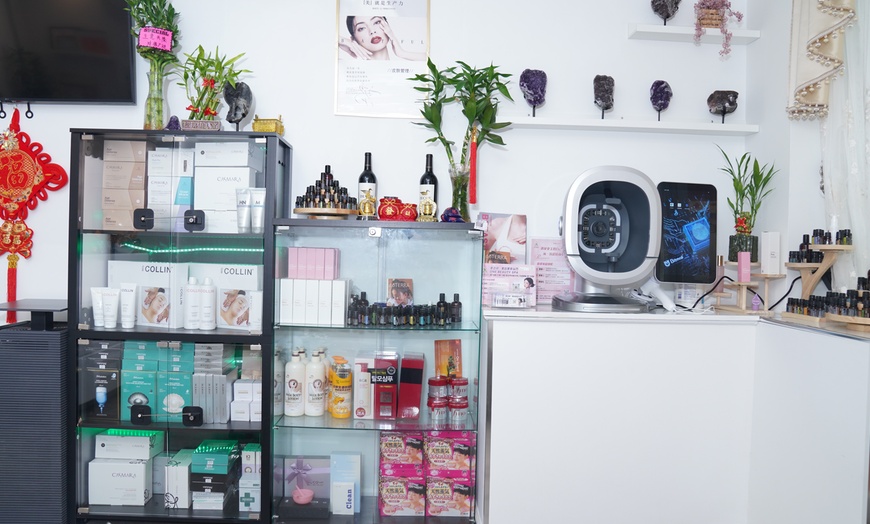 Image 3: Up to 40% Off on Salon - Scalp Care at One Beauty Spa