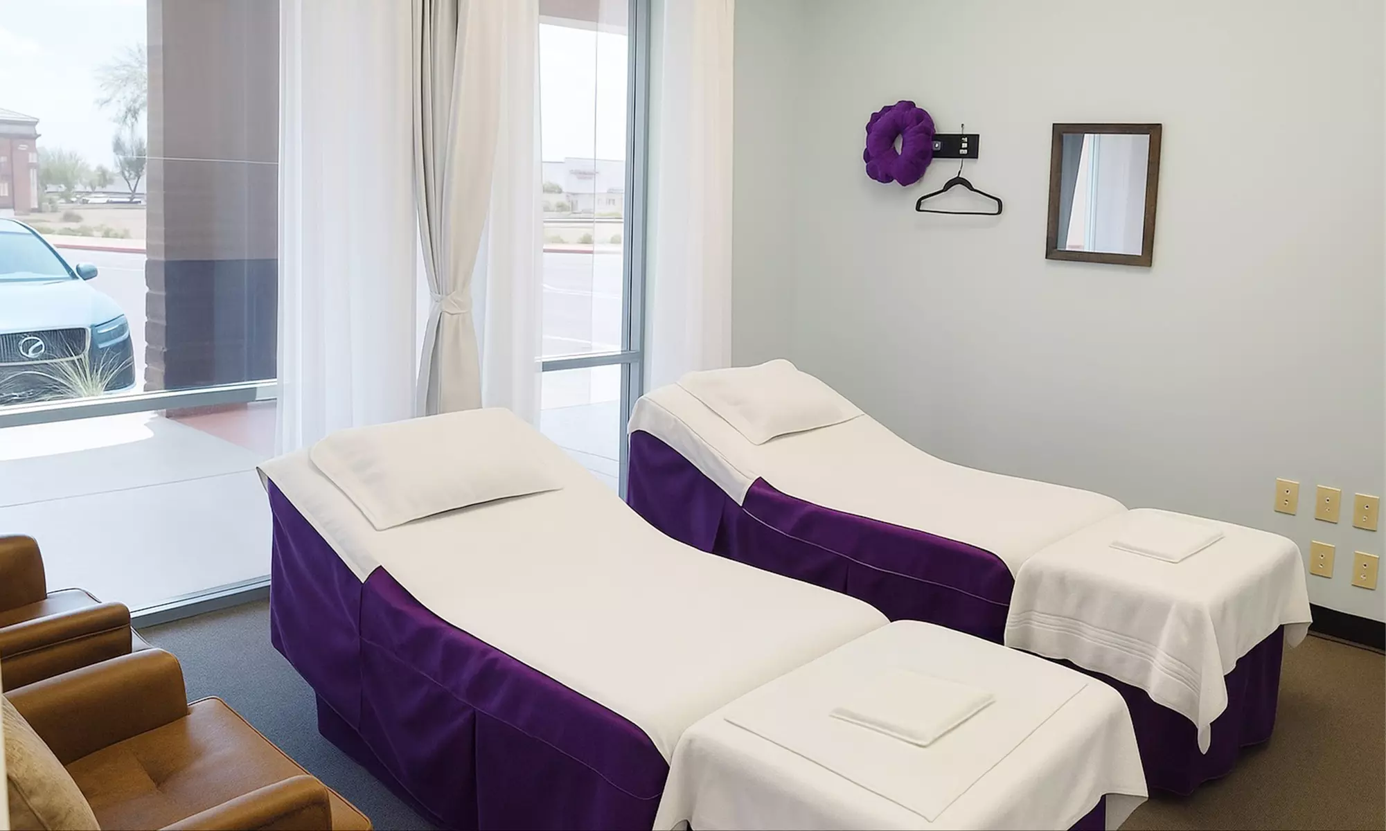 Give Your Feet a Break! Enjoy a 50-Min Detox & Foot Reflexology 