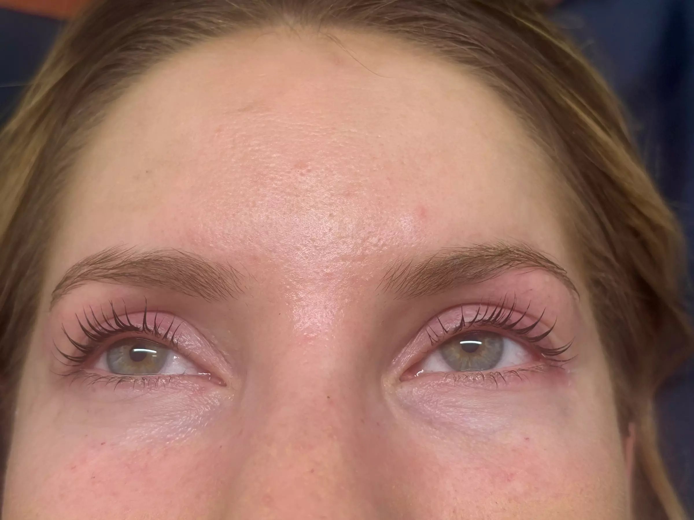 Enhance Your Look with Eyelash Lifting / Tinting Treatment!