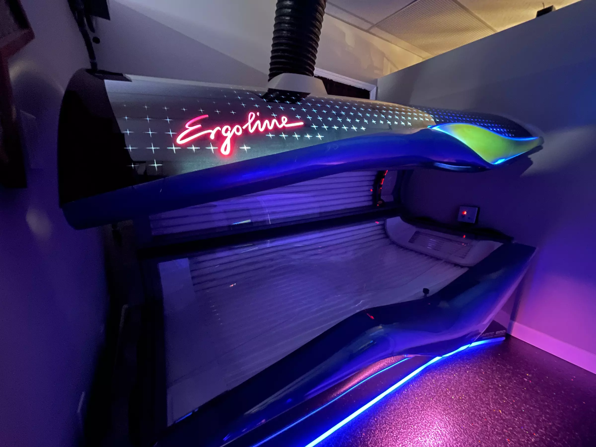 Up to 72% Off on Bed / Booth Tanning at Solar Eclipse Tanning Salon - Primary Image