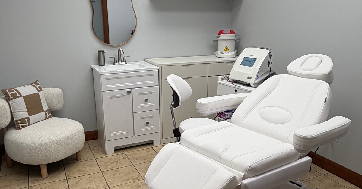 Permanent Hair Removal via Electrolysis at Evolv Electrolysis and Beauty in Chicago NW Suburbs