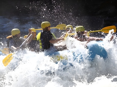 Lower Ocoee River Tubing for One Person - 2 Hours - Outdoor Adventure Rafting