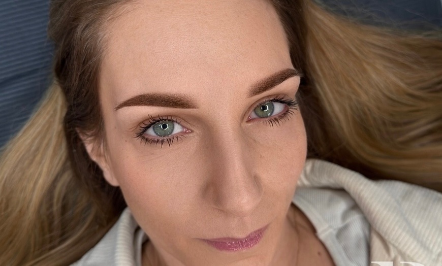 Image 2: Bis zu 43% Rabatt auf den Make-up – Permanent bei SCHÖNHEIT