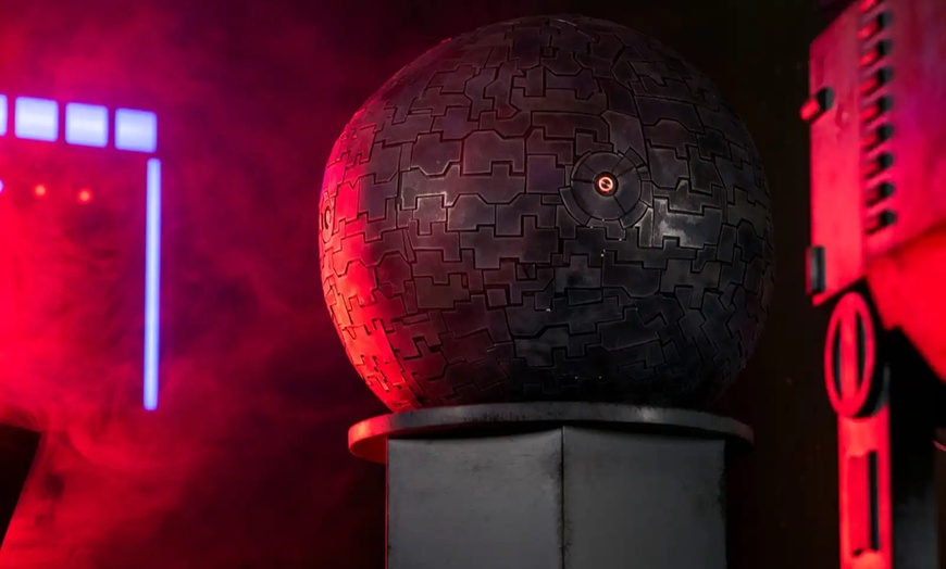 Image 2: 75 Min. Escape-Room-Spiel oder Kinder-Geburtstag mit Game Master für bis zu 6 Pers. bzw. Kinder (bis 41% sparen)