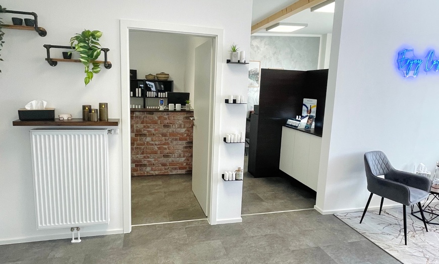 Image 4: Bis zu 54% Rabatt auf den Wimpern bei Enjoy Cosmetics | Kosmetikstudio Heilbronn | Hautpflege und Gesichtsbehandlungen in Leingarten