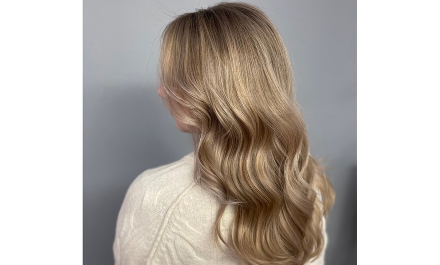 Image 4: Pampered With a Haircut, Condition, / Partial Highlights & More