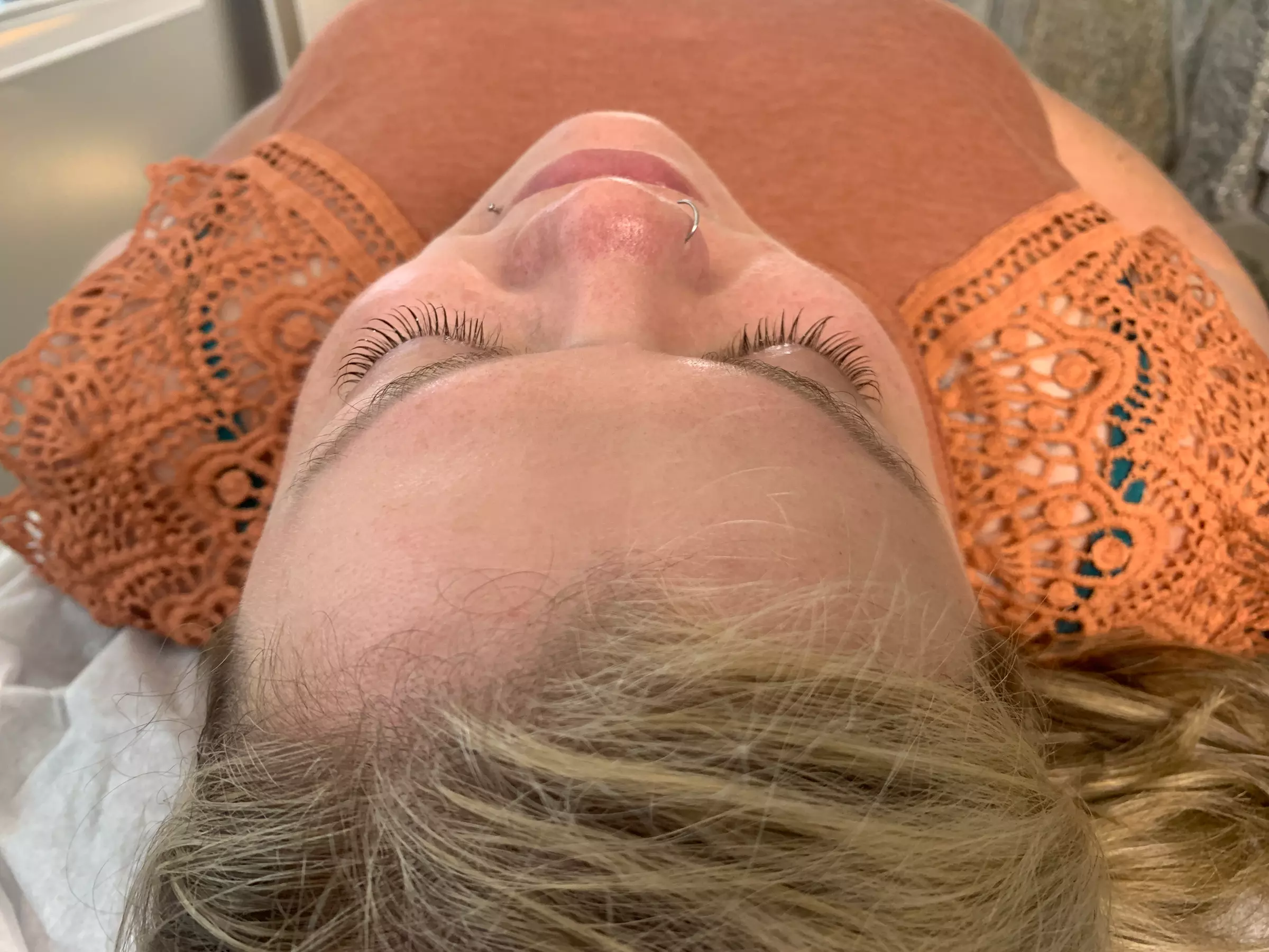 Achieve Beautiful Lashes and Enhance Your Look!