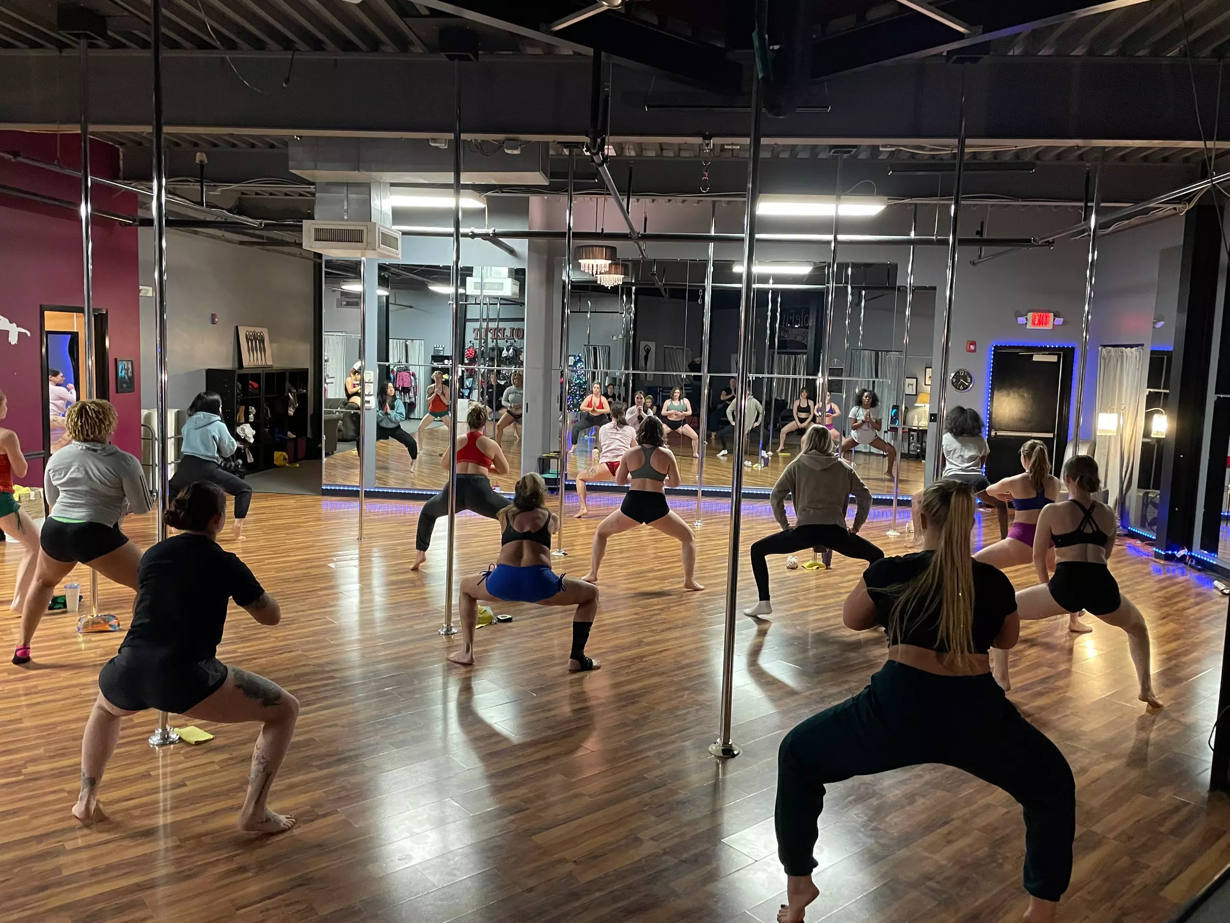 Explore Pole Fitness with a 5,10, or 20 Class Pass Experience