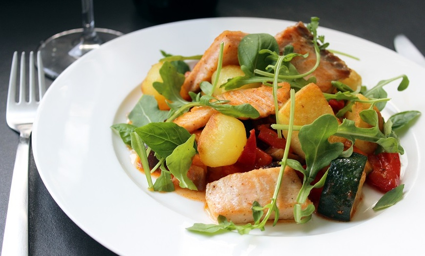 Image 8: Lunch of diner met een 2 of 3 gangenmenu bij Savorista