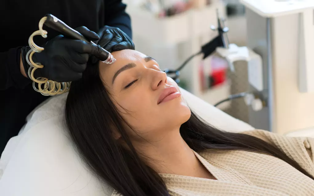 Experience Edn Skin & Spa's rejuvenating HydraFacial sessions with options for one or two treatments, all at up to 45% off - Primary Image