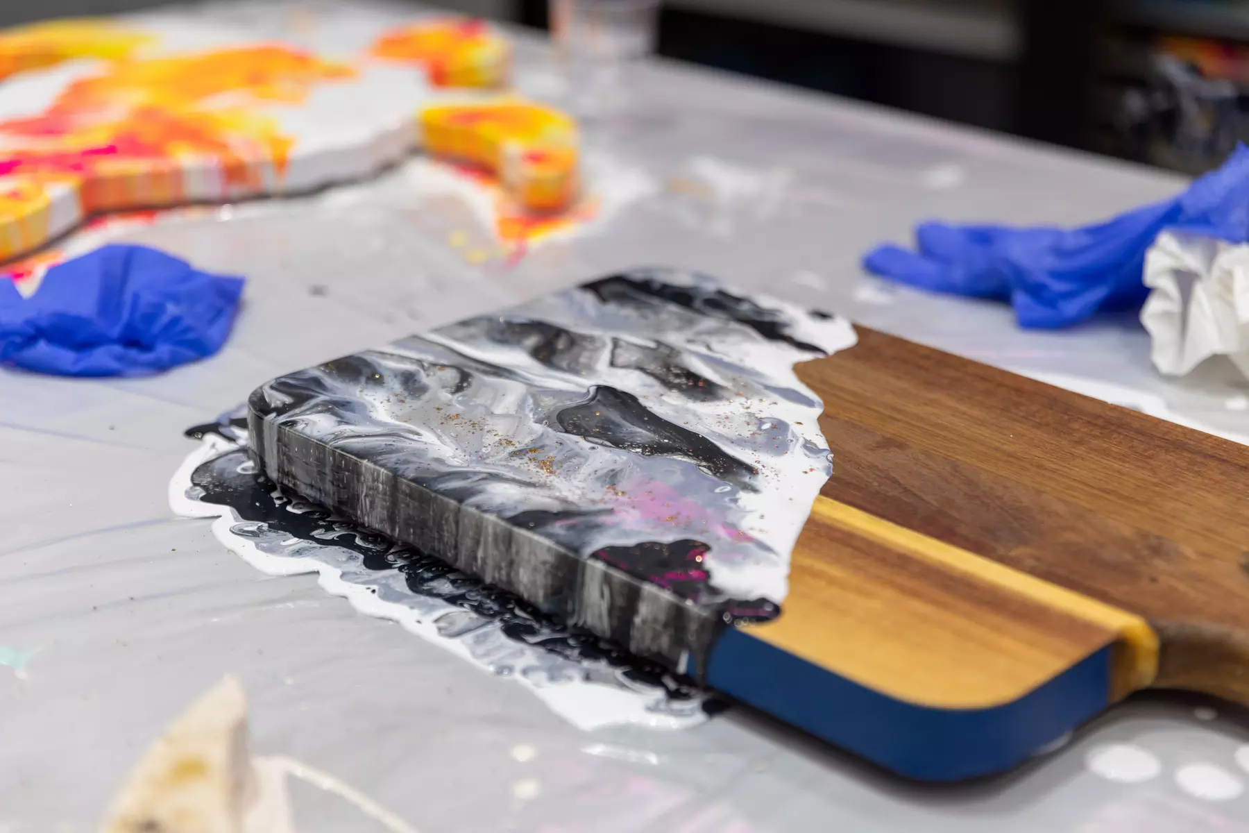 Create Your Own Fluid Abstract Art in a Fun Party Setting, Orlando