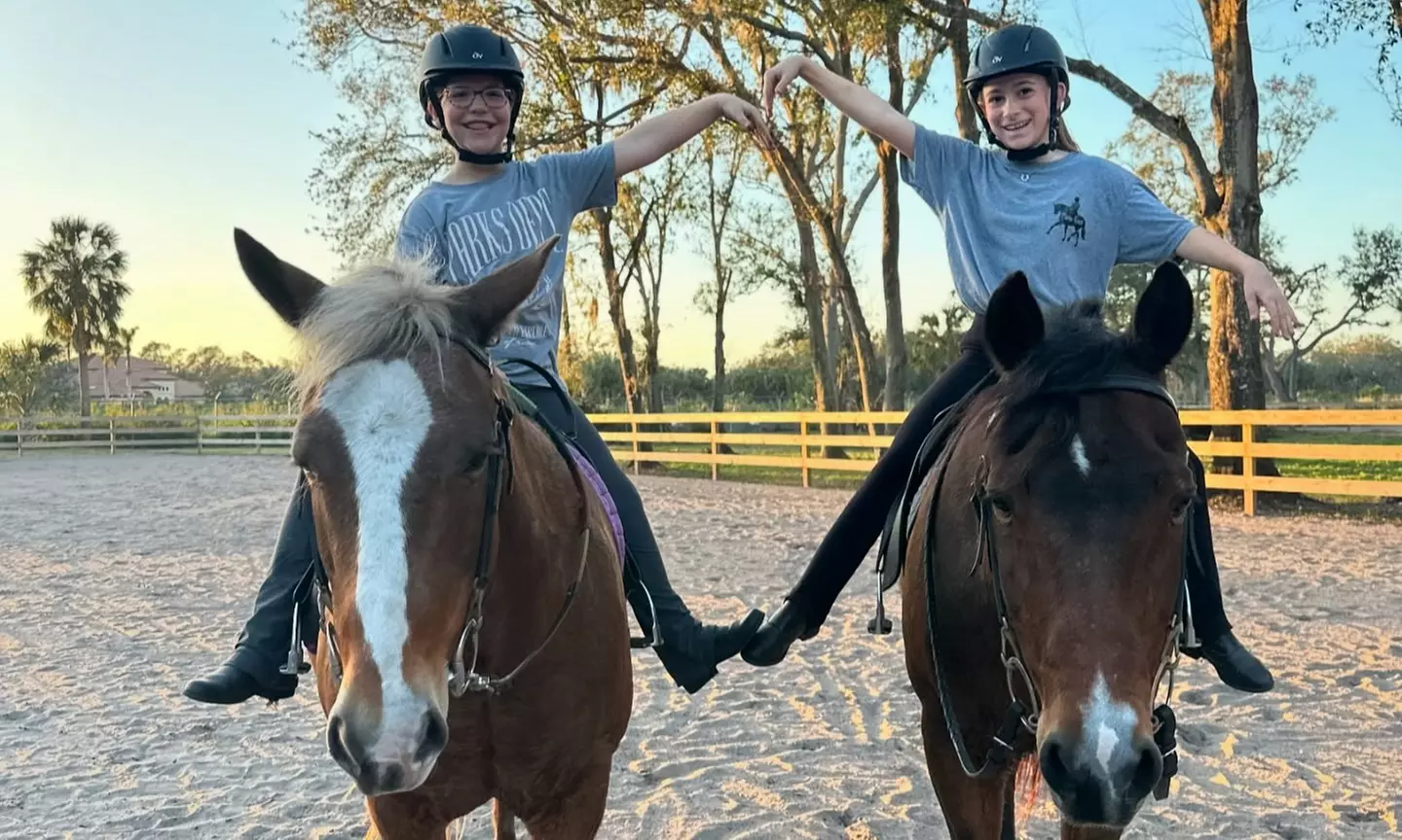 Try Saddle Seat Riding with 2, 4, or 8 Horse Back Riding Lessons 