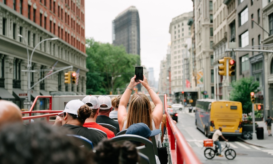 Image 5: Unlimited Day Pass – Hop On, Hop Off NYC Sightseeing Tour Bus