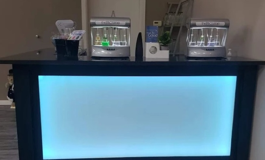 Image 7: Relaxing Massage & Oxygen Bar Journeys