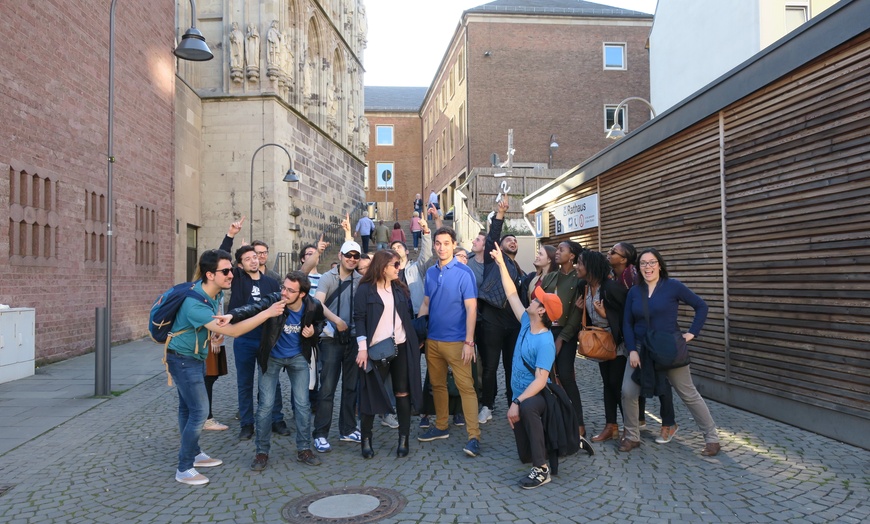 Image 1: Englischsprachige City Tour durch Köln für 1, 2, 4 oder 6 Personen