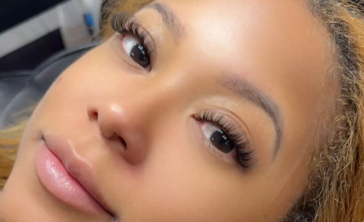 Up to 67% Off on Eyelash Extensions at Beauty Lab