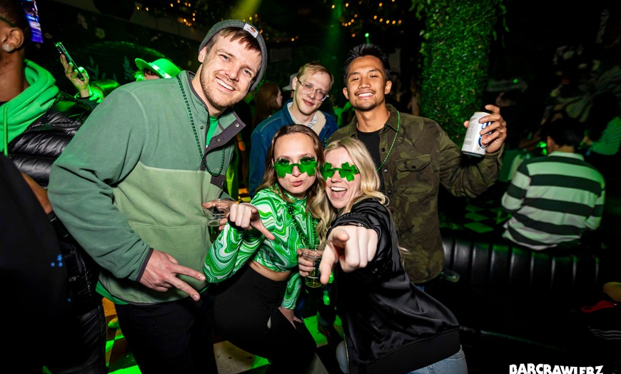 Image 4: Join the St. Patrick's Day Bar Crawl Extravaganza