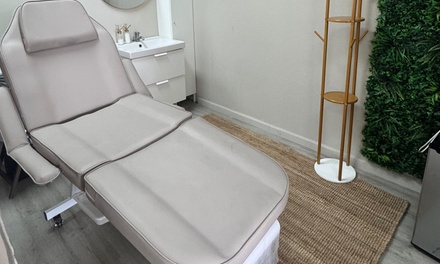 Eyebrows Shaping - Top Beauty by Layla