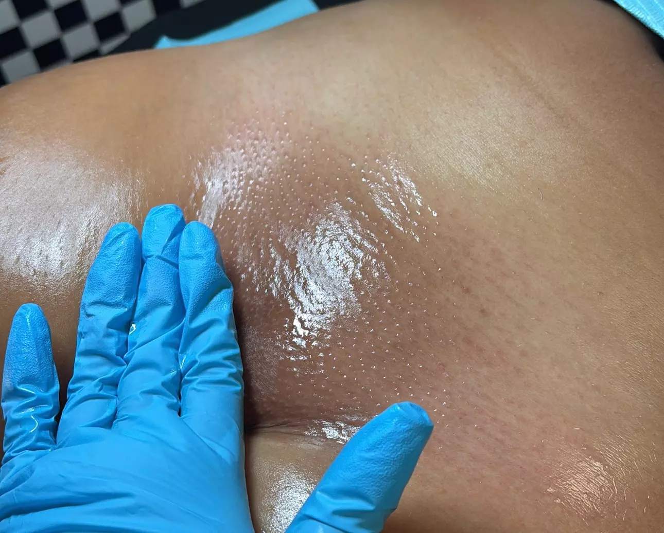 Feel Radiant with Full Brazilian Wax or 4 Brazilian Waxes