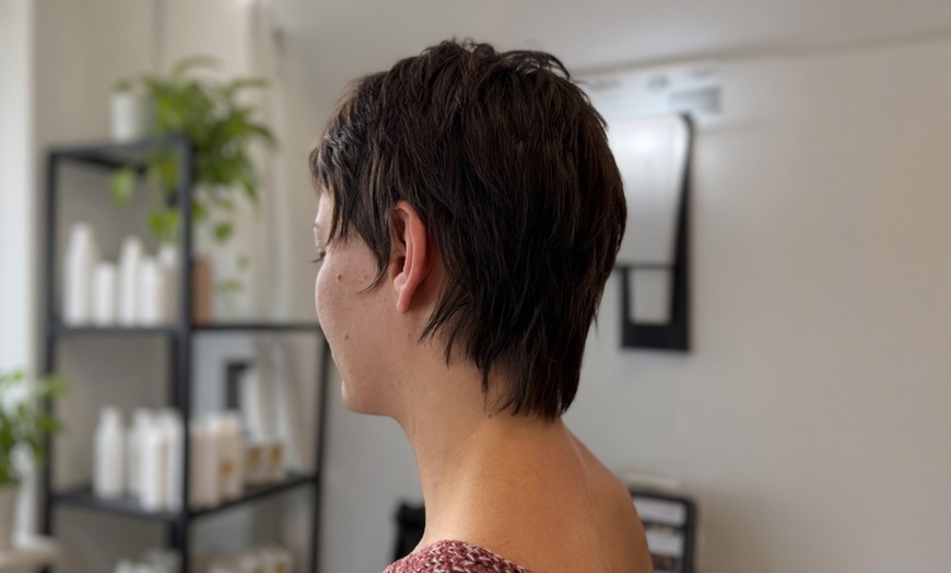 Image 3: Up to 40% Off on Salon - Women's Haircut at Hair By LynnLe