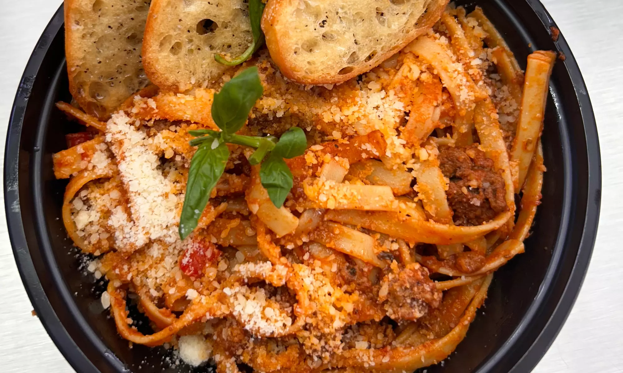 Meal Combo for 2 or 4 – Starters, Mains and Drinks Included