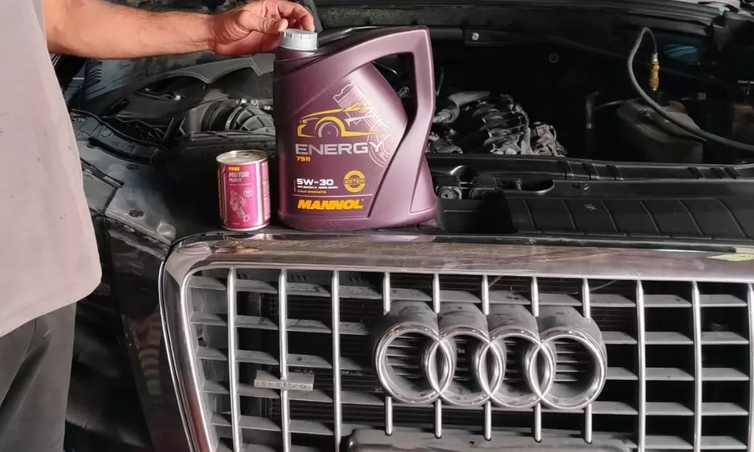 Comprehensive Engine Oil Service for 5W30 - 5, 6, or 8 Cylinder Cars at SMS Auto Service (Up to 60% Off) - Primary Image