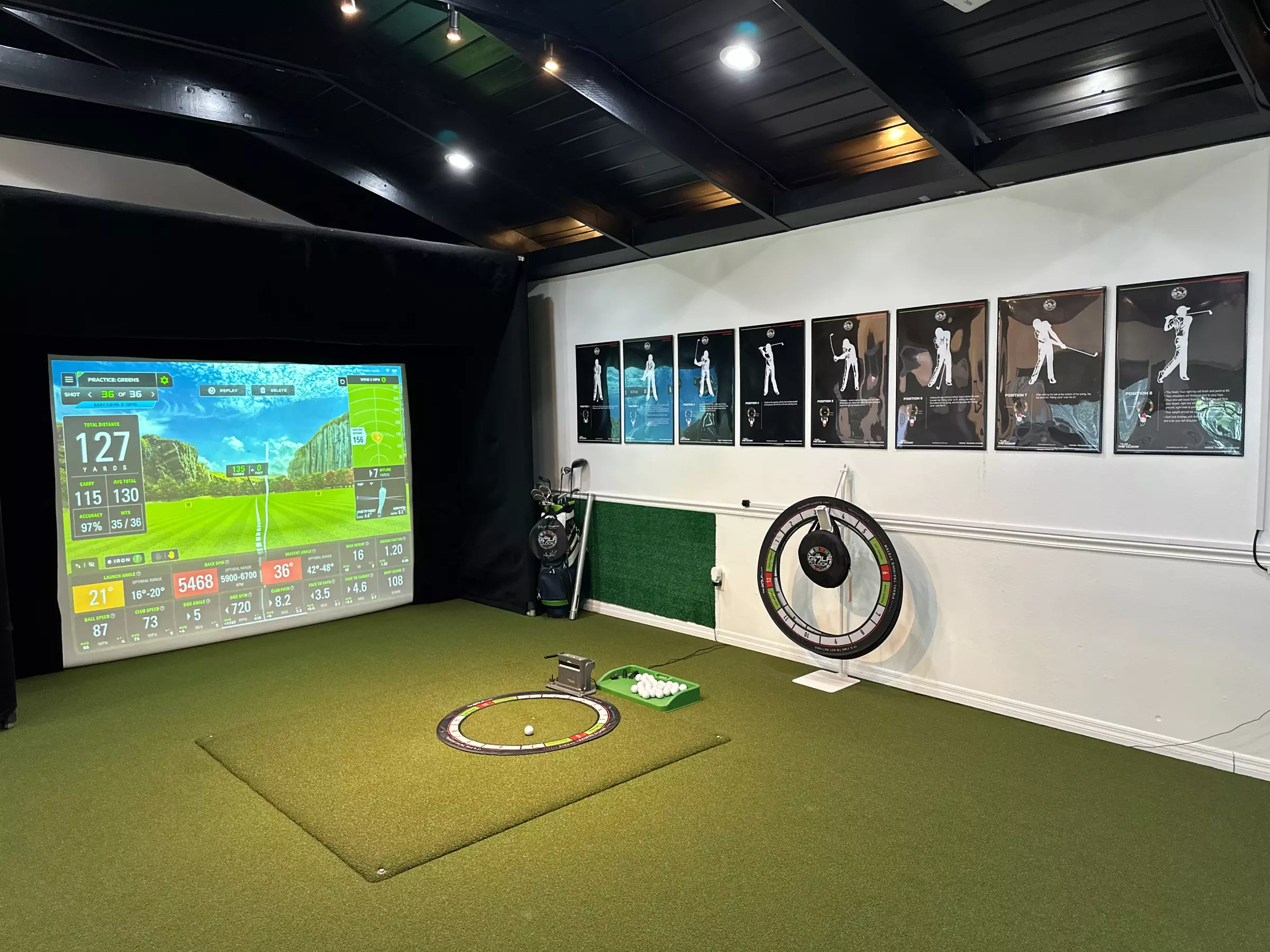 Virtual Golf Simulator w/ Swing Analysis for Up to 4 People in Tampa