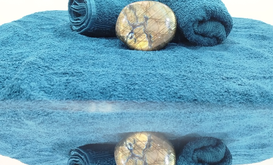 Image 2: Massage intuitif ou massage femme enceinte intégral de 60 minutes