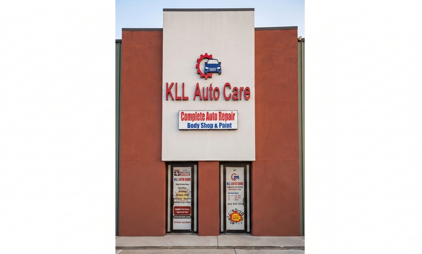 Image 2: Synthetic Blend/Full Synthetic Oil Change with Filter & Fluid Top Off