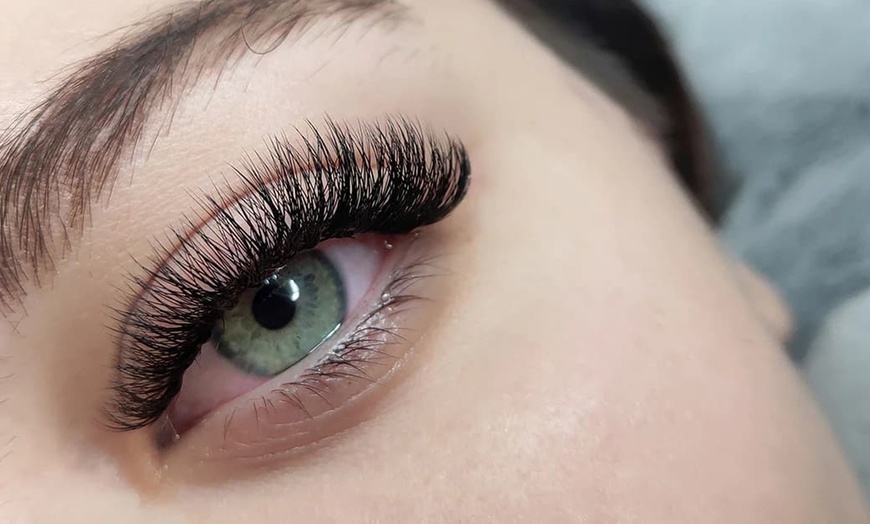Image 1: Up to 50% Off on Eyelash Extensions at Lash story