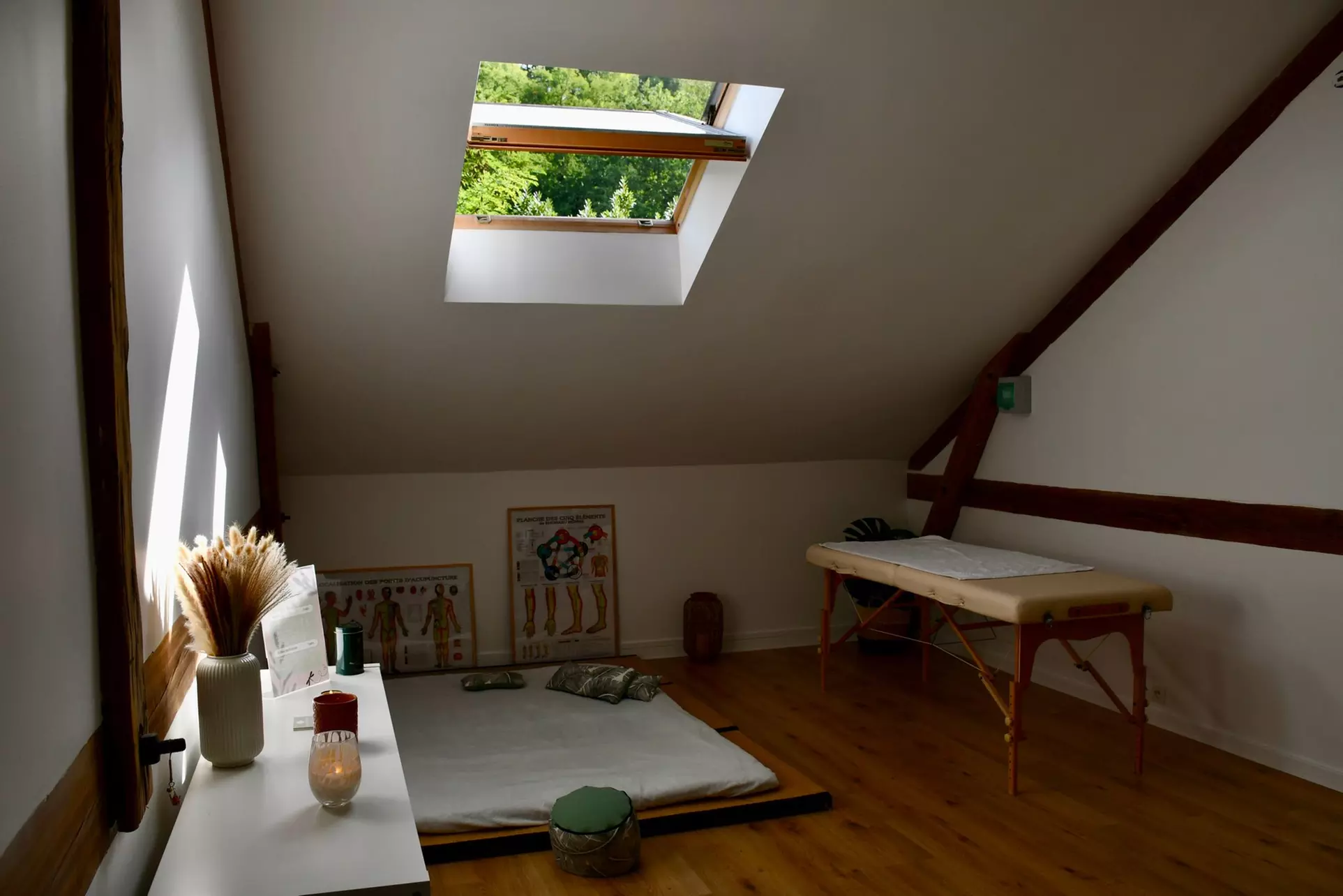 Bien-être japonais : séance de shiatsu ou massage du dos ciblé