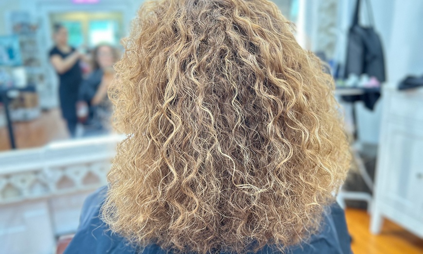 Image 4: Explore Back to School Curly Hair Dry Cuts for Adults and Kids – No Shampoo with Minimal Styling (Up to 83% Off)