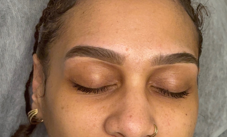 Image 7: Transform Your Look with One or Three Eyebrow Tinting Sessions