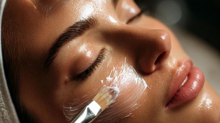 Ca. 60 Min. Microneedling-Gesichtsbehandlung für 1 Person - Cosmetic Deliz