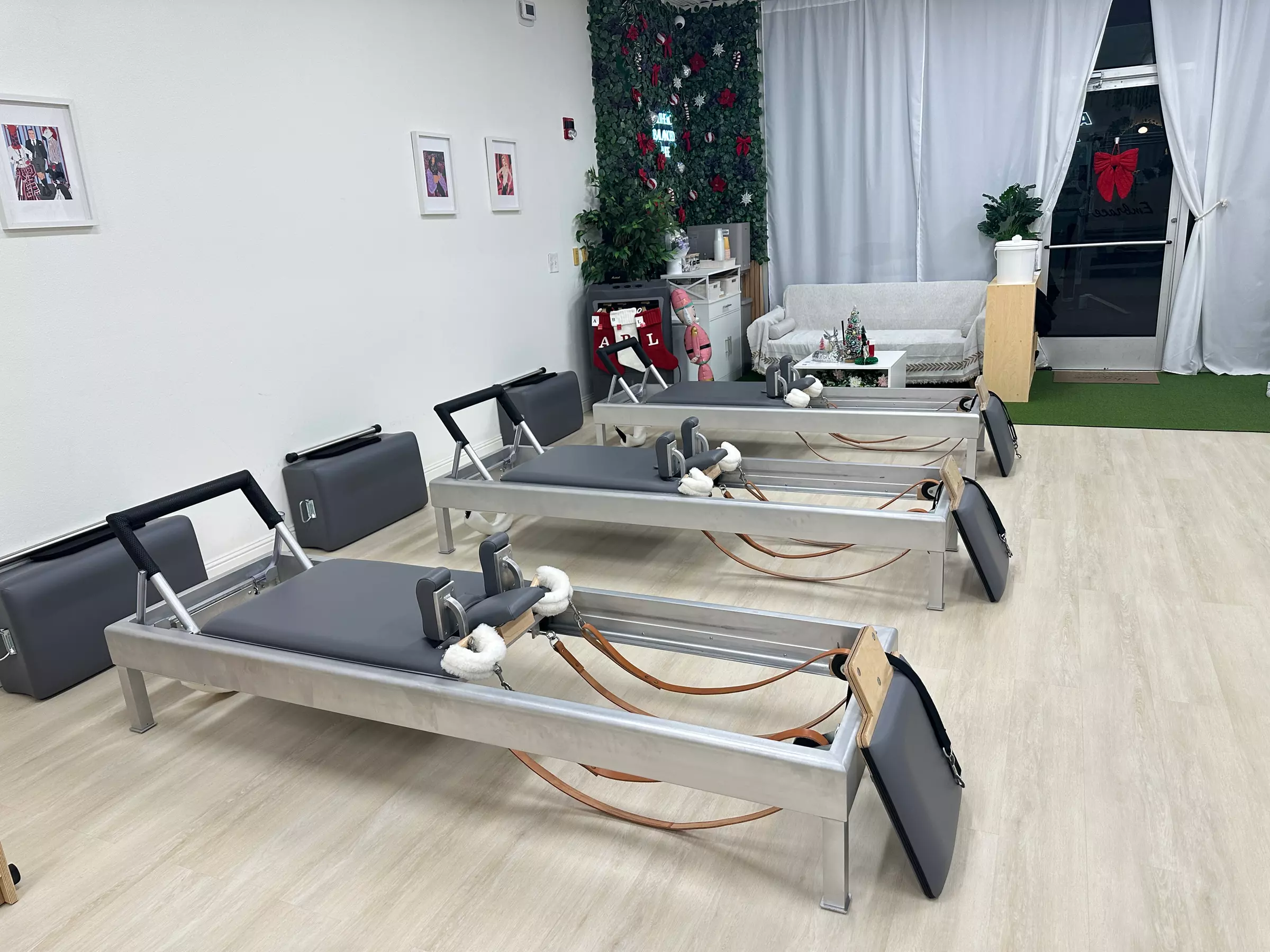 Classical Pilates Classes for Small Group