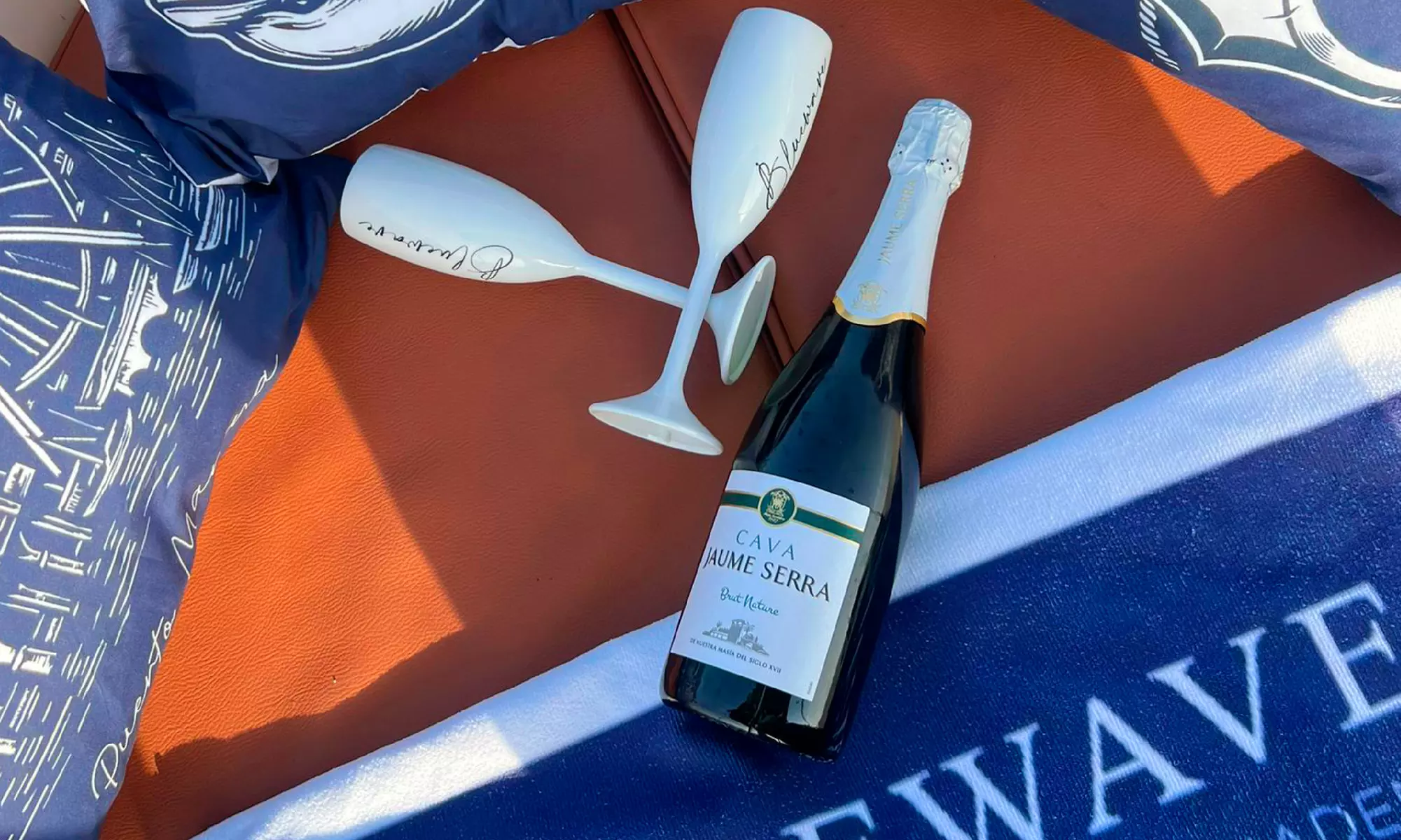 Hasta 30% de dto. en Alquiler de lancha en Blue wave malaga