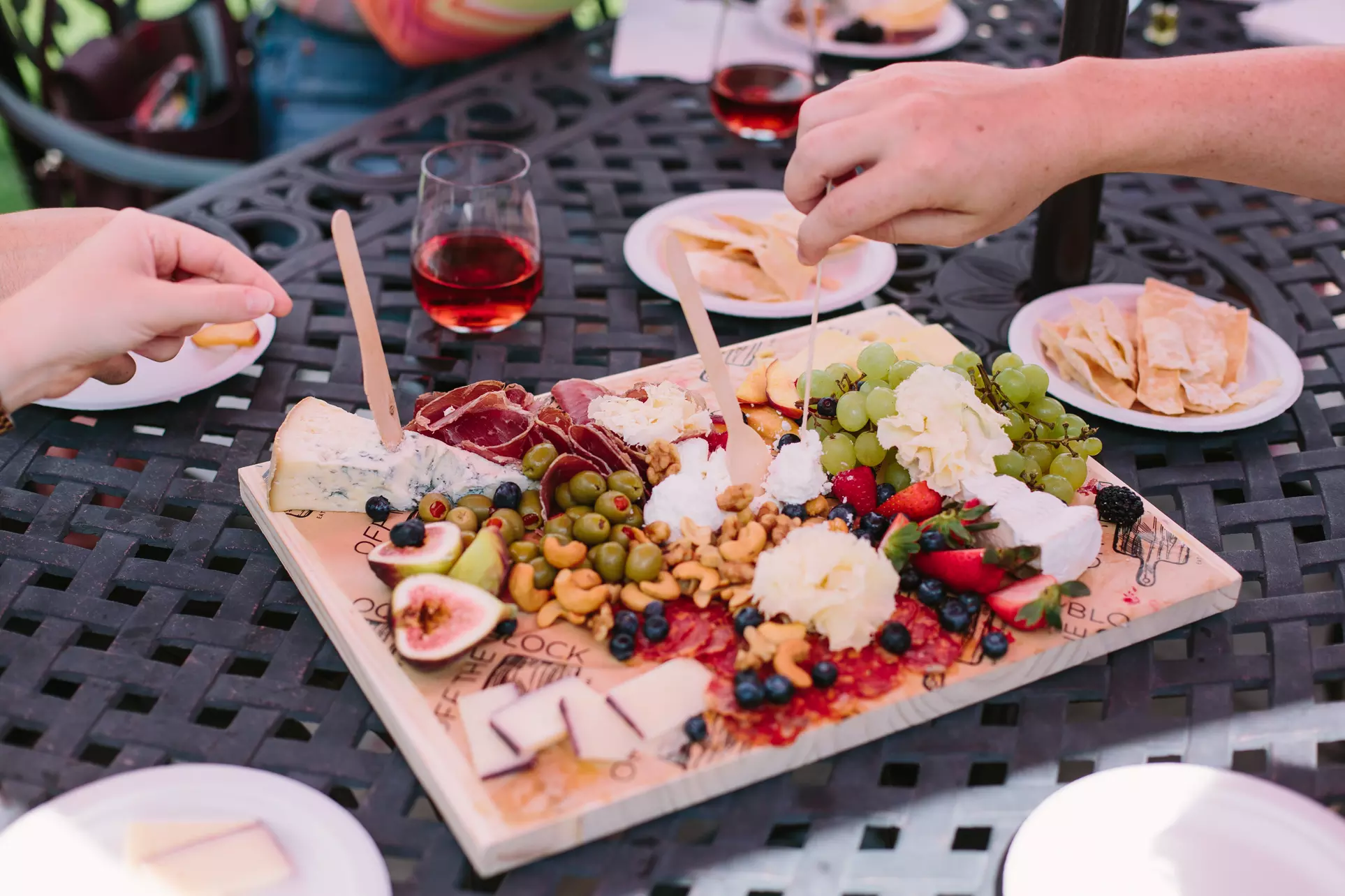 Sip and Savour: Vineyard Wine Tour