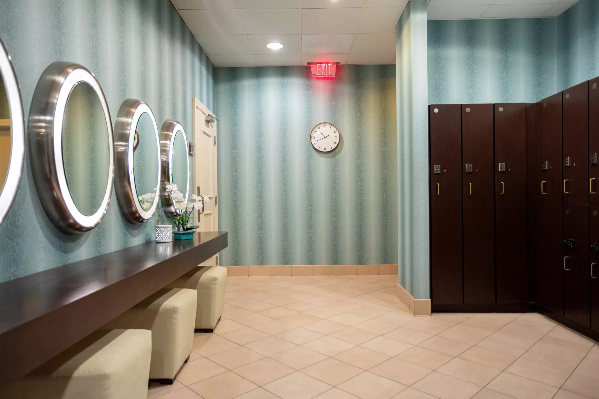 Relaxing Swedish Massage with Amenity Access