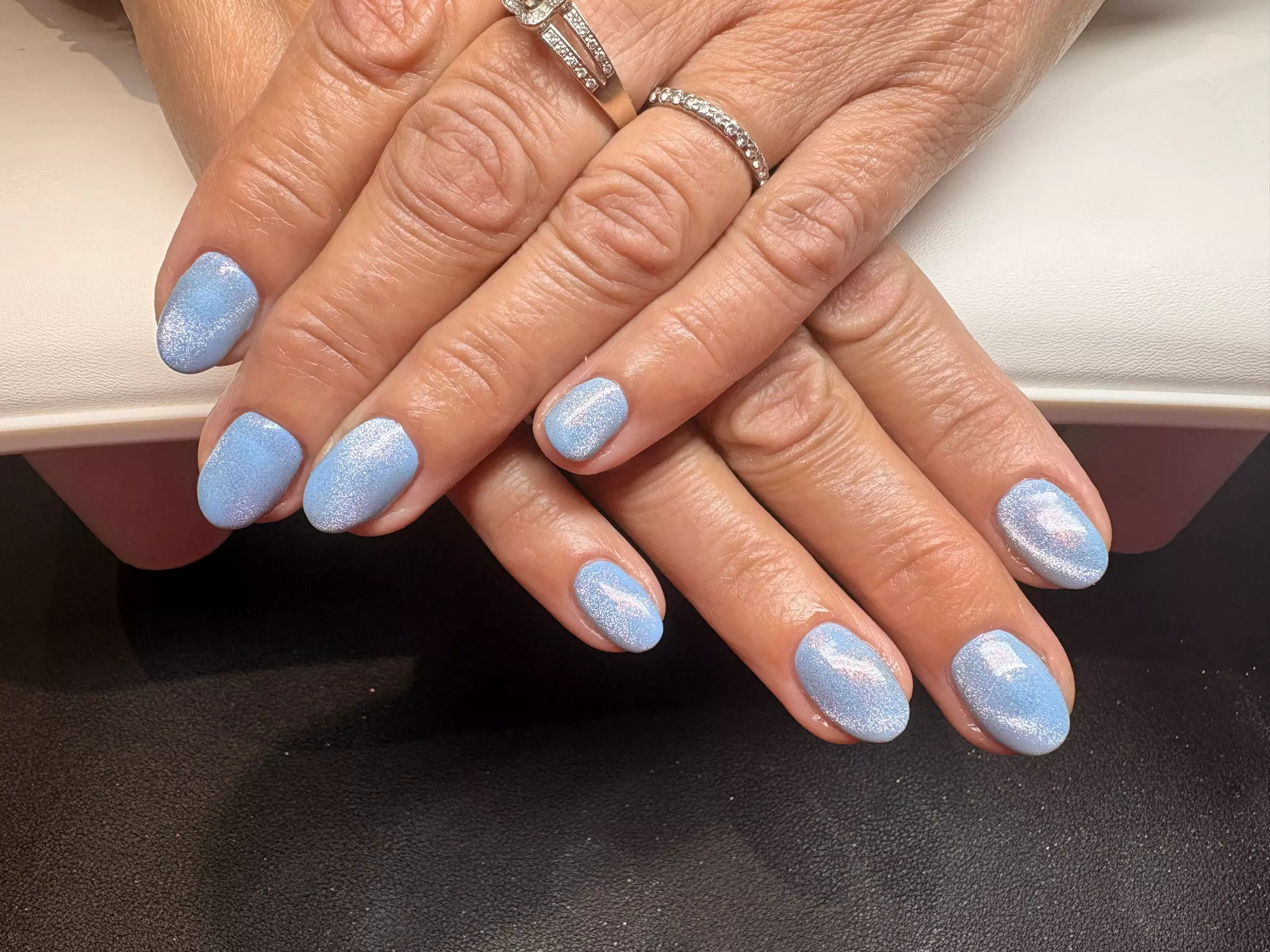 Pose de vernis semi-permanent ou capsules américaines à Saint-Gratien