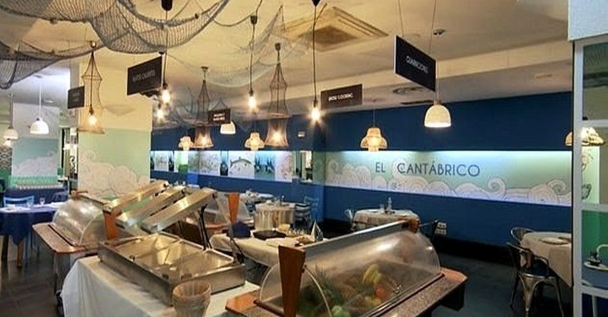 Buffet libre de pescados y mariscos con bebida para dos o cuatro personas en Cádiz