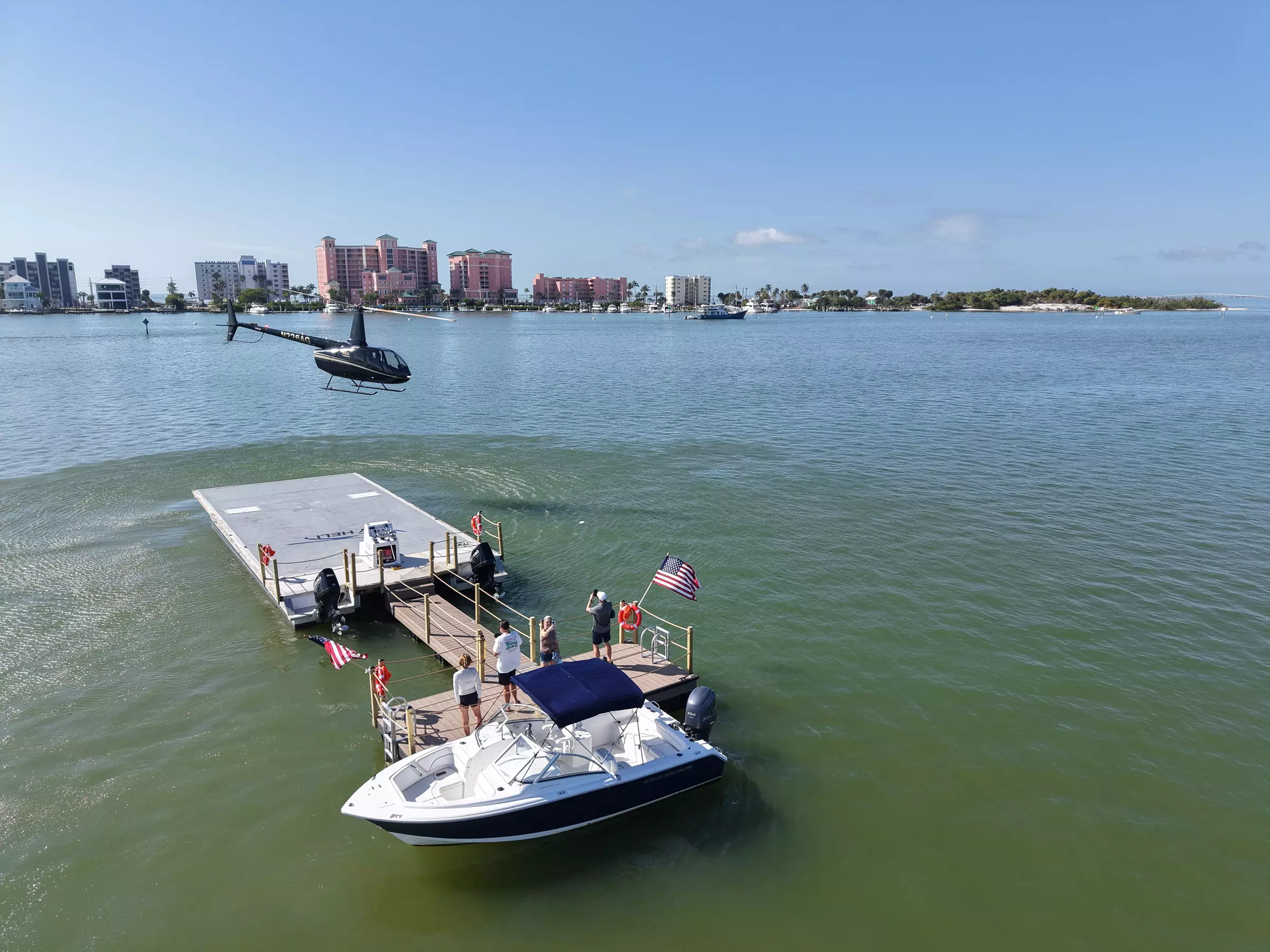 Thrilling Helicopter Tours & Coastal Flights – Fort Myers Beach