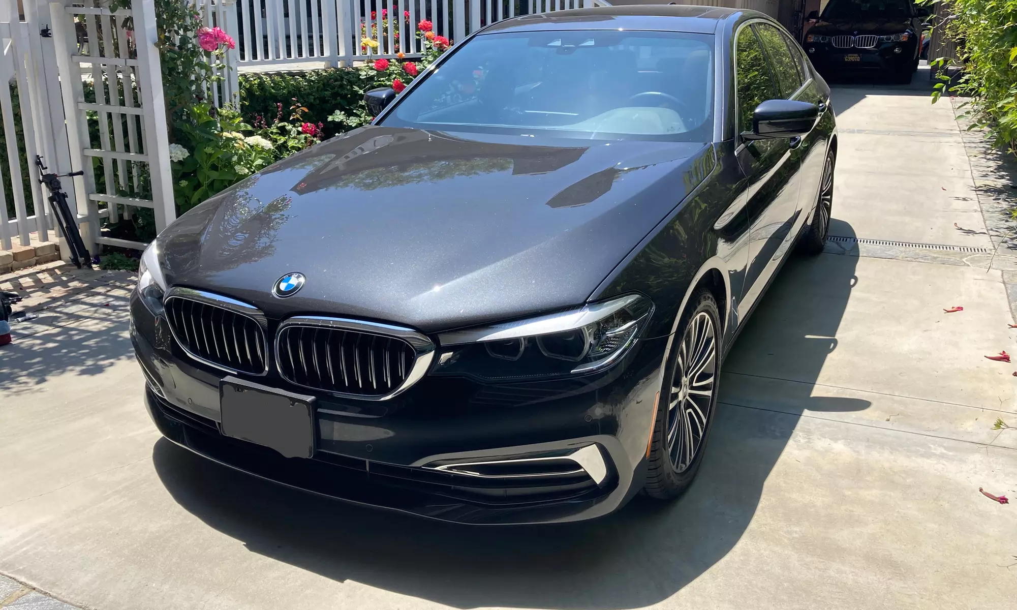 Up to 33% Off on Exterior & Interior Car Detail at Lemonade auto cleaning - Primary Image