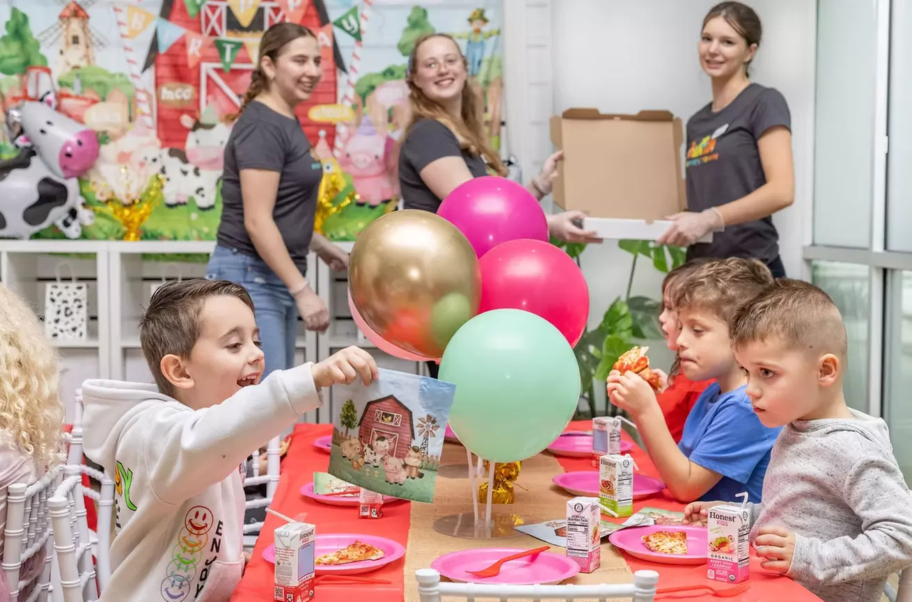 Adventure Awaits – Open Play Indoor Mini-City Fun!