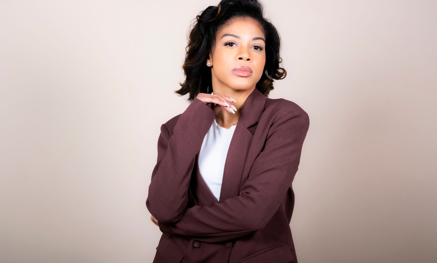 Image 4: Séance photo professionnelle d'1h - jusqu'à 3 personnes avec 10 photos