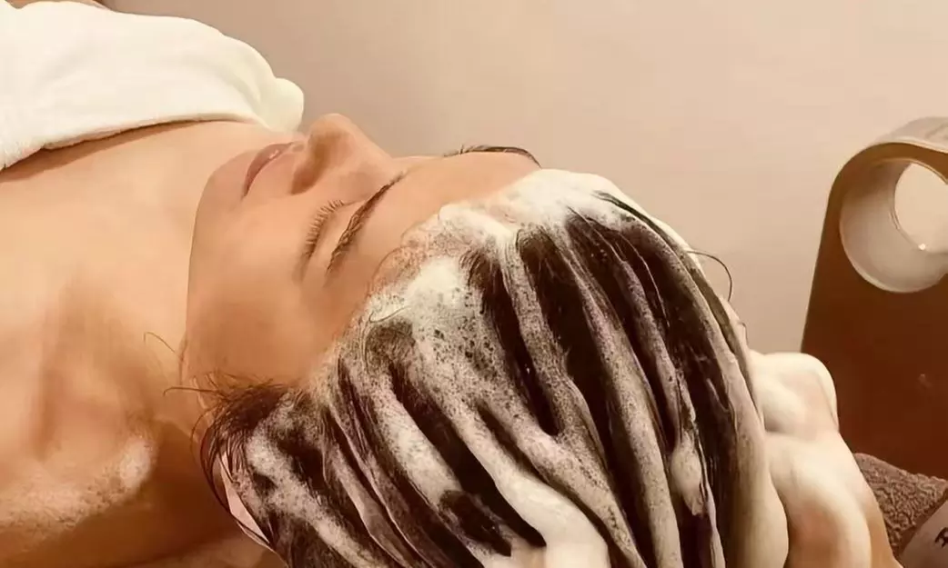 Scalp Care, Foot Spa, Ear Picking, and Massage at Head Spa Shop (山东老李)