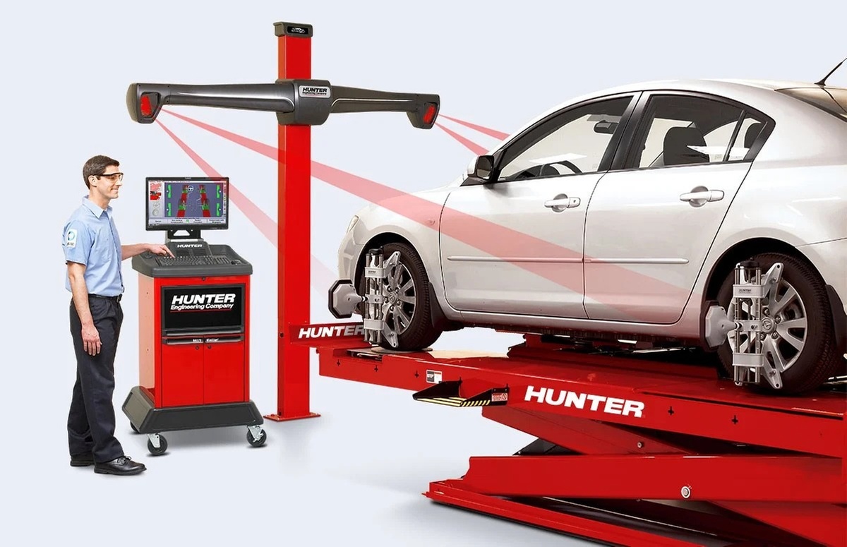 Get 2 or 4-Wheel Alignment for Sedans, SUV Oil & Auto + Tune & Lube