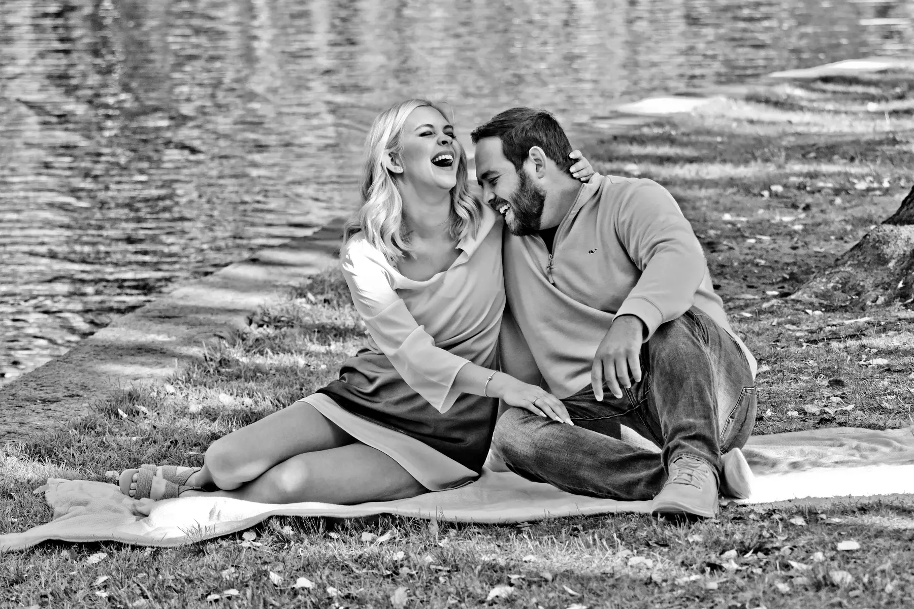 Outdoor Engagements & Maternity Photo Sessions!