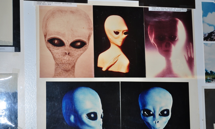 Image 7: Bus Tour from Las Vegas with Adventure Photo Tours | Show Option