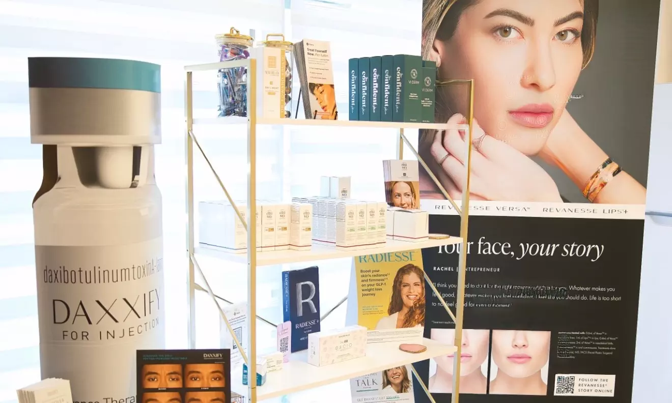 Lip Filler Restylane (1/2 or 1 Syringe) or Hyaluronic Acid Treatment