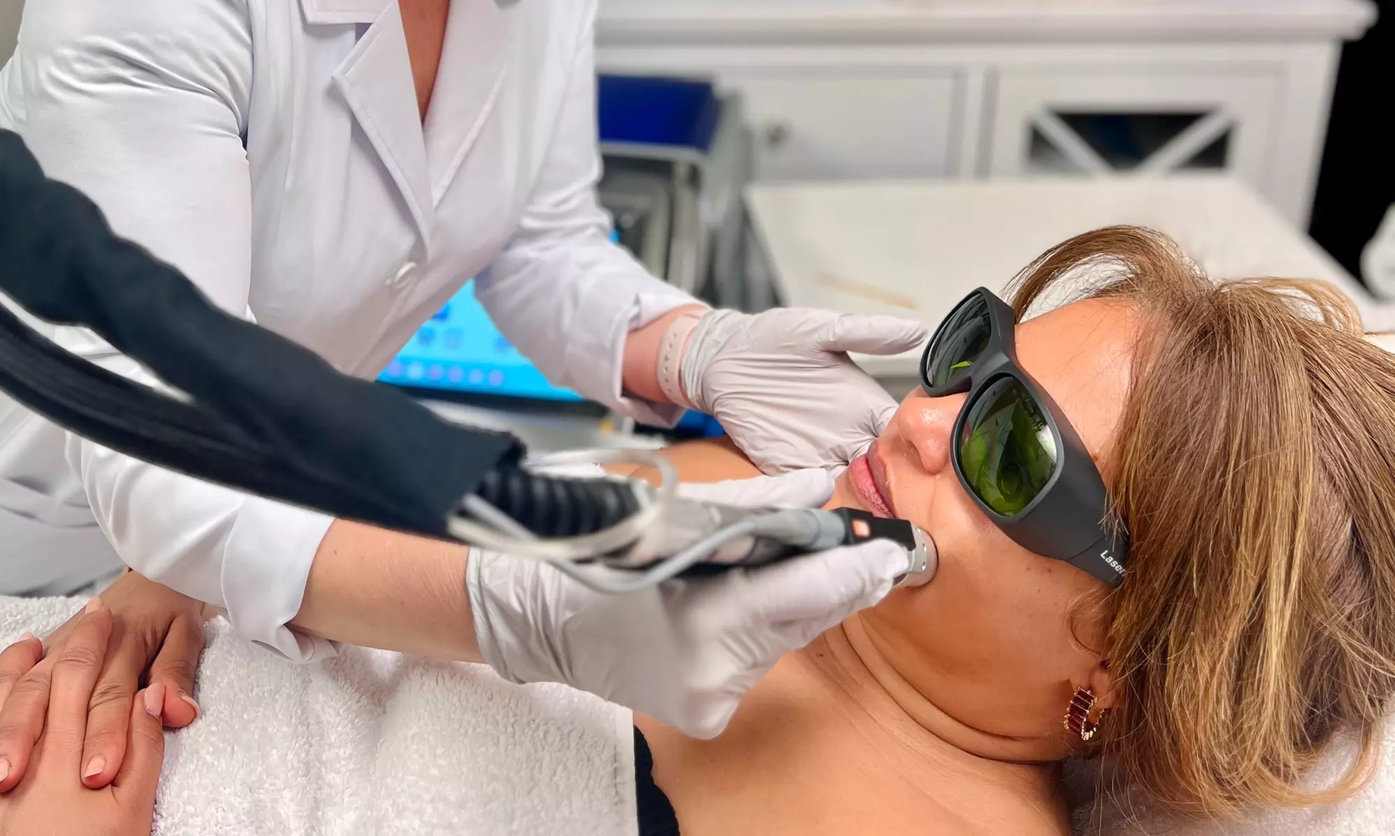 Three or Six Laser Hair Removal Sessions for a Small or Medium Areas